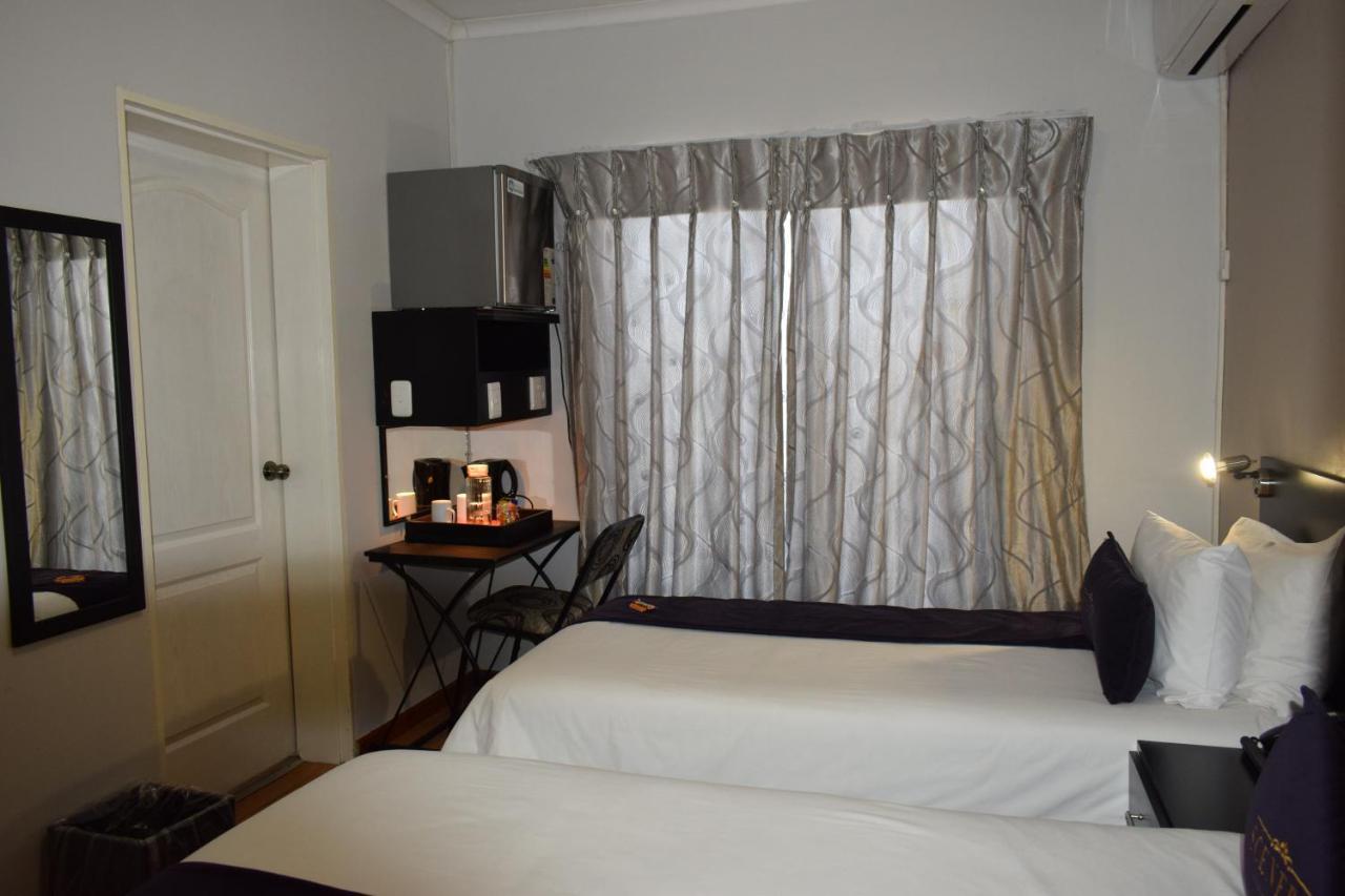 Scenery Maqalika Guesthouse Maseru Exterior photo